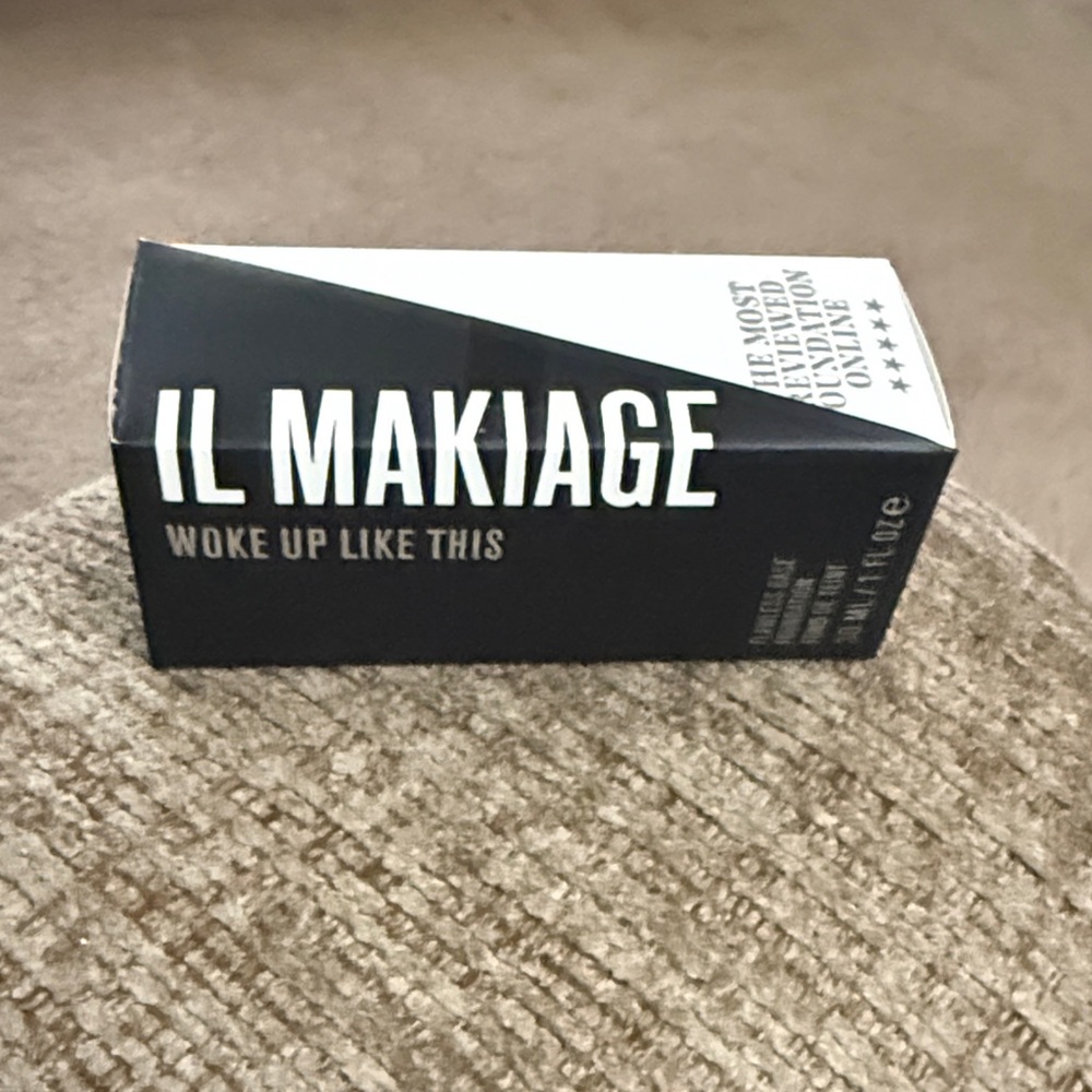 IL  Makiage Base foundation